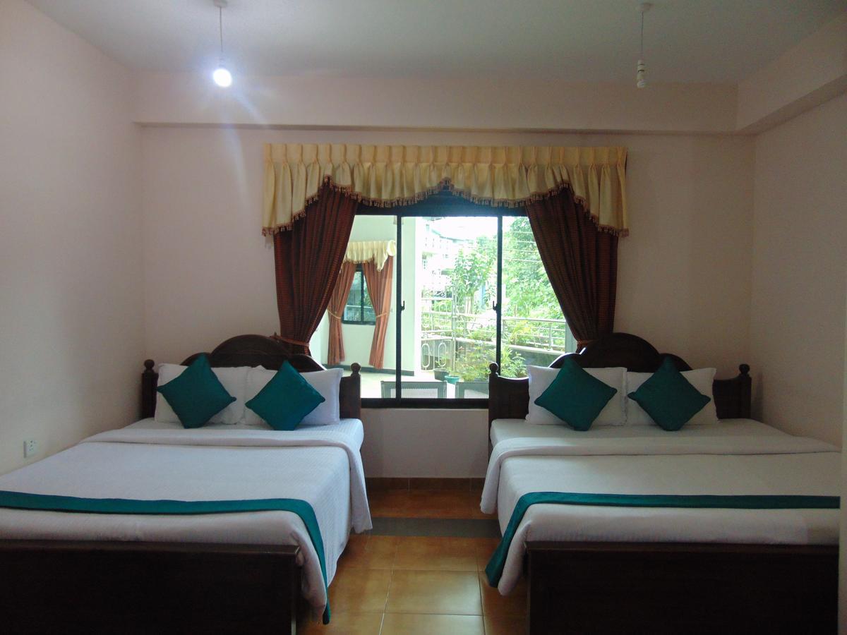 Sri Krishna Bhavan Hotel 哈顿 外观 照片